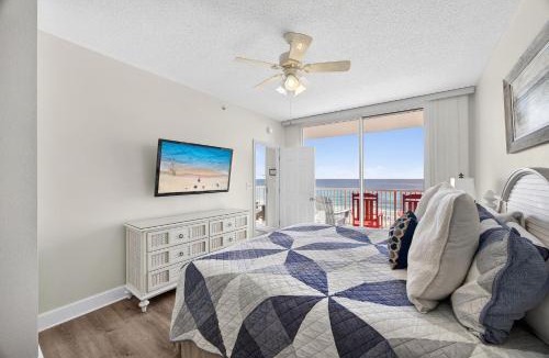 Long Beach Apartment | Majestic Resort! Newly Updated Beachfront 3BR Condo