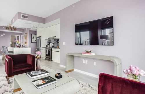 Midtown Apartment | Majestic Sanctuary by Atlanta Luxury Rentals