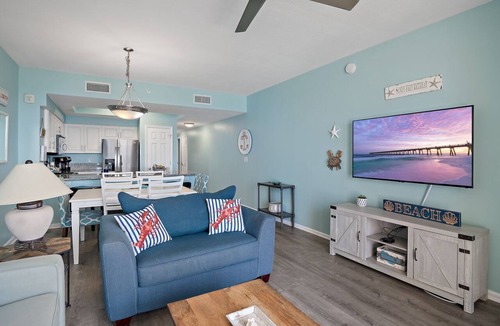 Miramar Beach Condo | Majestic Sun A205 | Gulf Views | HeatedPools | Gym | Hot Tubs | Beach Gears