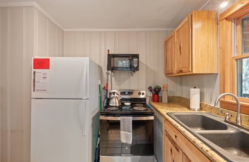Linville Falls Cottage | Mamaw's Cabin @ Heart of Linville Falls w/spa