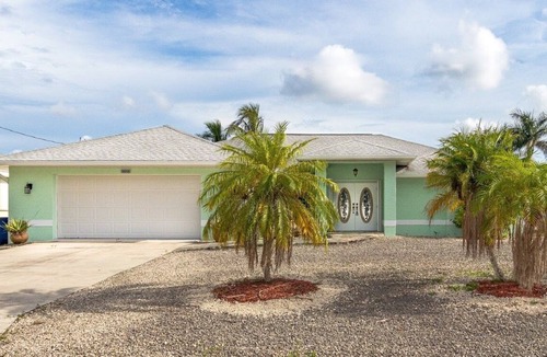 Manatee Bay House | Manatee Bay Serenity ​​​​​​Beautifully appointed 3 bedroom 2 bath, waterfront pool home in St. James City, Florida!