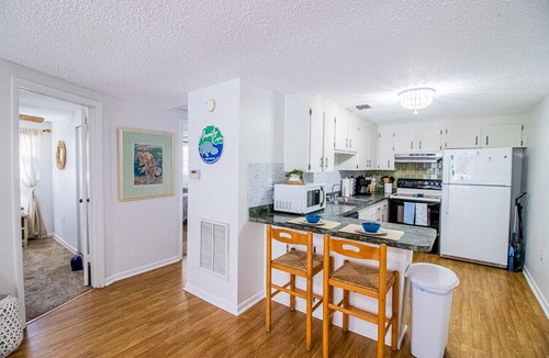 Weeki Wachee Gardens Ski Chalet | Manatee Cove Compound Retreat Star5Vacations