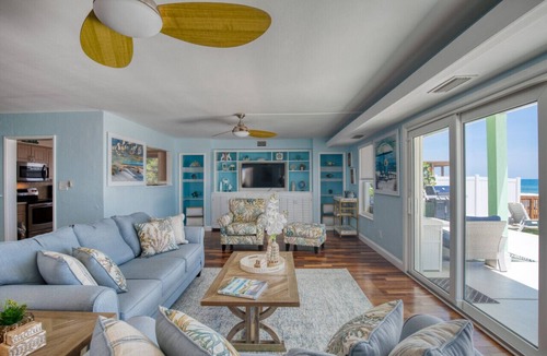 River Ridge Estates House | Manatee Manor Beachfront Retreat