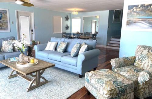 River Ridge Estates House | Manatee Manor Beachfront Retreat