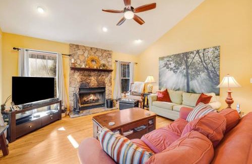 Brevard House | Maple Gap Cabins - 66 Acre Nature Retreat with TWO Charming Cabins