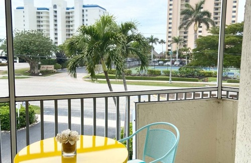Marco Island Condo | Marco Beach Club 2Bed/2Bath - 300 steps to beach entrance.