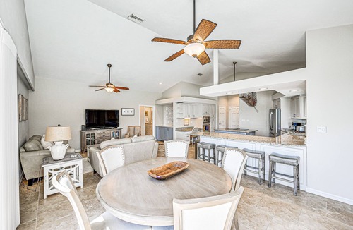 Marco Island House | Marco Island Home w/Screened Pool < 1 Mi to Beach