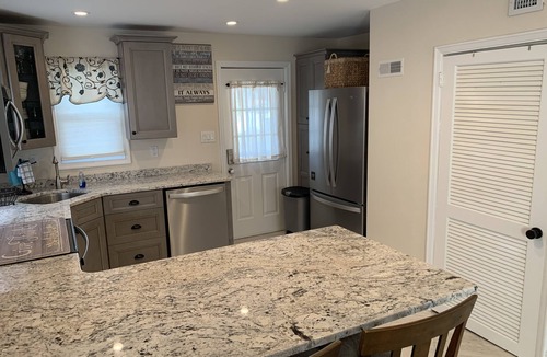 Margate City Condo | Margate City Beach~Close to shopping~Beach~Tomatoes~Lucy Monthly Stays Oct-April