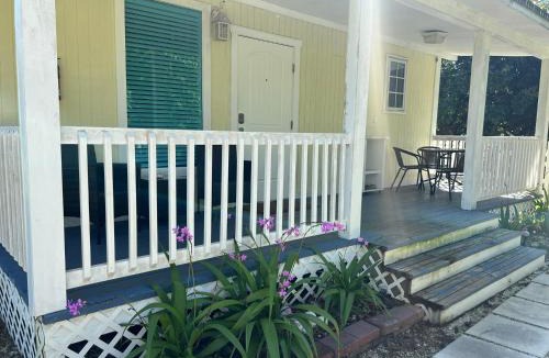 Homestead Apartment | Maria's Los Cirhuelos