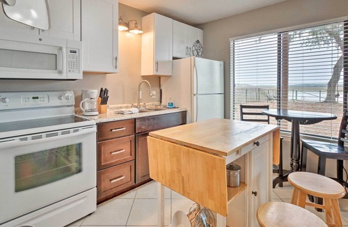 Beaufort Condo | Marina Village Waterfront Condo w/ Ideal Location!