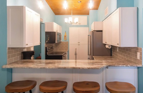 Marco Island House | MARINER 4 #208 TWO BEDROOM TWO BATH CONDO NEWLY RENOAVTED ISLAND GETAWAY