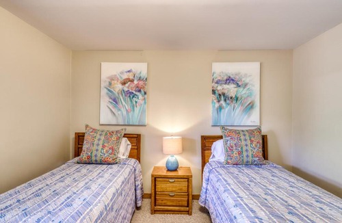 Pelican Bay Villa | Mariner's Walk Condos
