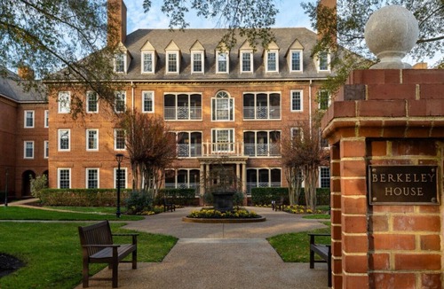 Berkeley Condo | Marriott Manor Club Luxury Studio sleeps 4