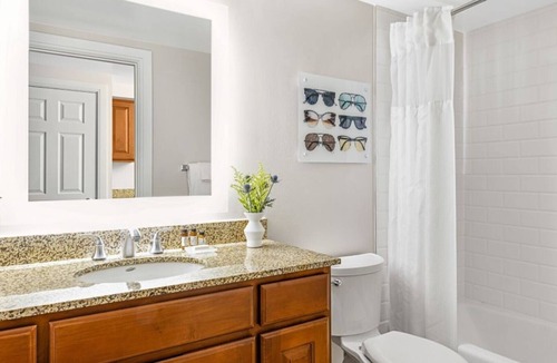 Williamsburg Resort | Marriott's Grande Vista Studio (Guest Room)