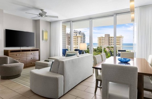 Marco Island Resort | Marriott’s Crystal Shores: 2 Bd. Poolside Family Paradise Awaits on Marco Island