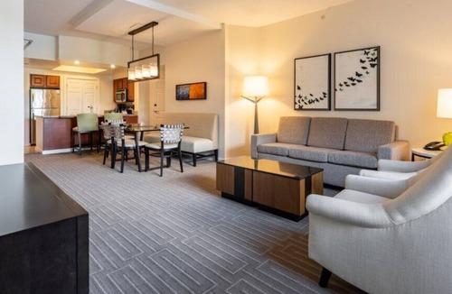 Williamsburg Condo | Marriotts Grande Vista - Lavious 1 Bedroom