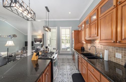 Historic District Apartment | Martin A -Private historic district apt with pool-suite A
