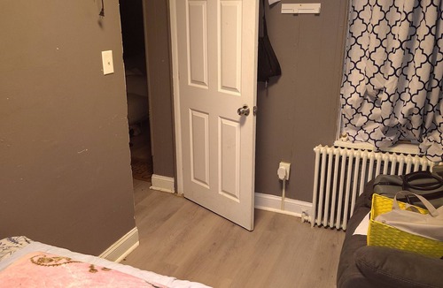 Trenton Apartment | Marvelous 1-bedroom apartment with AC in vibrant Trenton