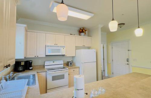 Central Myrtle Beach House | Marvelous condo at Myrtlewood Villas