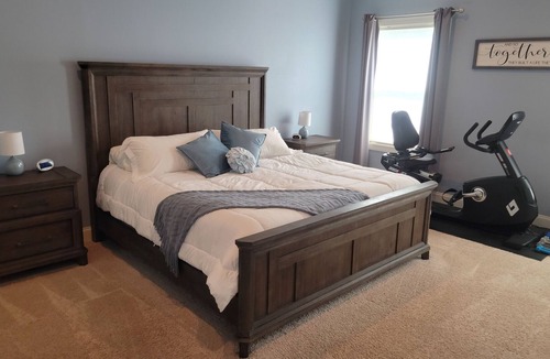 Evans House | Master's Rental