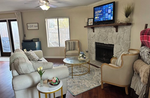 Augusta House | Masters Rental- Charming 3-bedroom townhome in Forest Hills Augusta