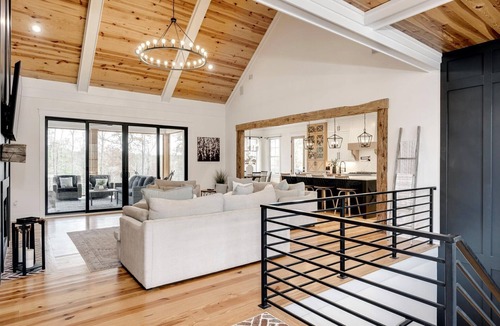 Appling House | Masters Week Estate- Pool, Spa, 6 Acres & Privacy