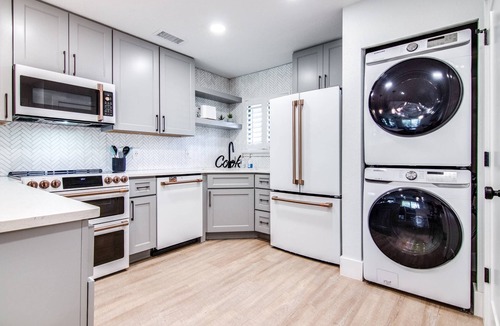 Wesley Chapel Condo | Matchless Luxury – Elegant 2BR Golf View Condo w/Designer Kitchen, Smart TVs & Walk-Out Patio!