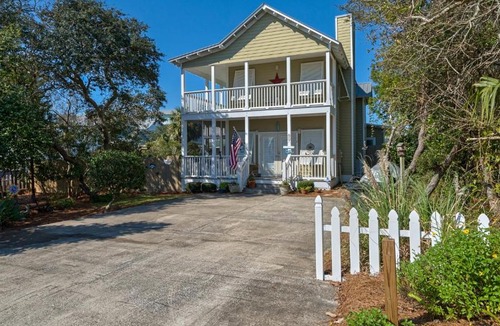 Seacrest House | Mermaid Crossing