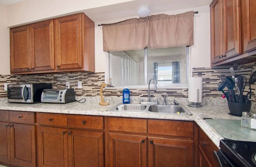 Interchange Square House | Mermaid · Home w/Rec Room & Patio · 14 min to Beach