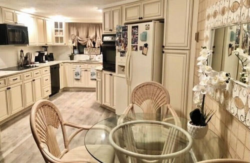 Gulf Harbors House | Mermaid's Cove🧜🏻‍♀️🌊GORGEOUS PREMIER WATERFRONT Home! PRIVATE DOCK-FAST Gulf access!