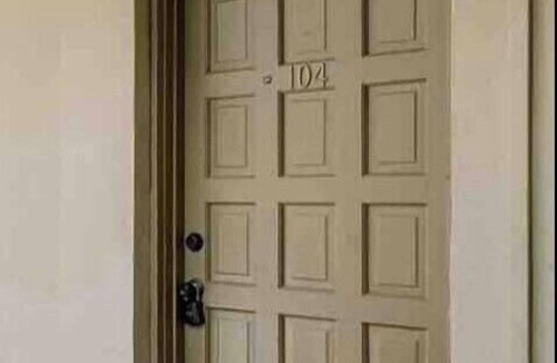 Port Canaveral House | MERMAID’S COVE*Cozy condo two blocks from the beach