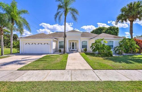 Merritt Island House | Merritt Island Home with Grill and Saltwater Pool