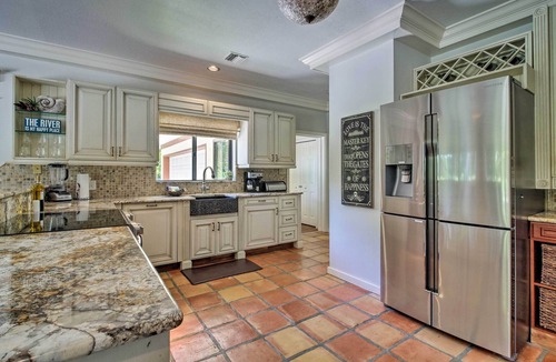 Tropic House | Merritt Island Oasis: 5 Mi to Satellite Beach!