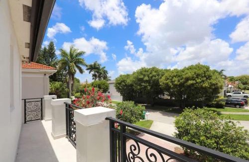 The Hammocks House | Miami home -15min from Kendall Exec Airport - Pool