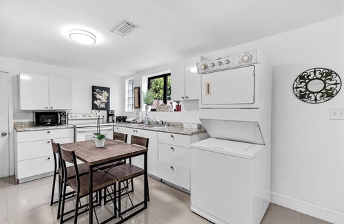 Buena Vista House | Miami home just 26 minutes to Hard Rock Stadium, Sleeps 8 + 4 Parking spots,
