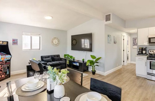Gladeview House | Miami home very central, close to Wynwood/downtown/Little Havana/coconut grove