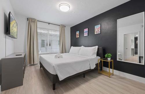 North Beach Apartment | Miami Vibes 1BR Oceanfront 6 Guests