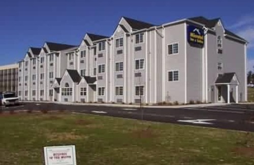 Thomasville Hotel | Microtel Inn & Suites by Wyndham Thomasville/High Point/Lexi