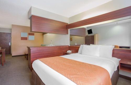 Kannapolis Hotel | Microtel Inn & Suites by Wyndham Kannapolis/Concord