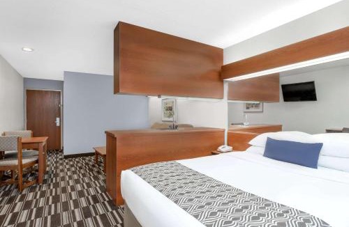 Bowdon Junction Hotel | Microtel Inn & Suites by Wyndham Bremen