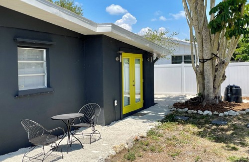 Vamo House | Midcentury Waterfront Neighborhood Oasis: Beaches and Sarasota Charm