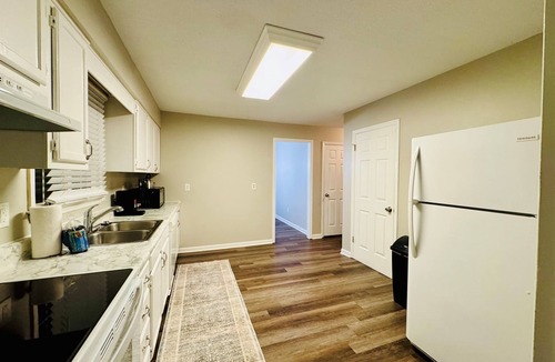 Greenville House | Midterm 3BR/2BA Rental near Pelham Rd Greenville SC