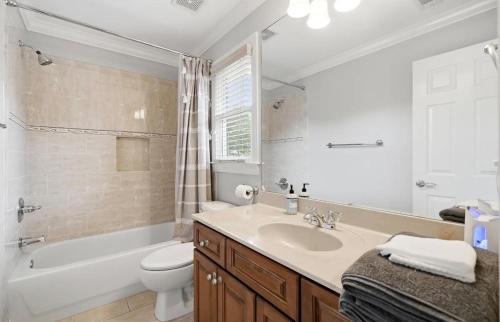 Lithonia House | Mins from WORLD CUP Atlanta Luxury Retreat with Pool