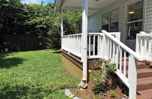 Sylva House | Miraflor Guest House, family and pet friendly