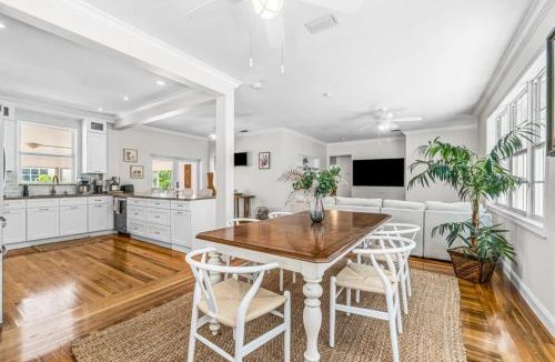 Northwood Shores House | Miramar Villa by Rove Travel - Heated Pool, Beach