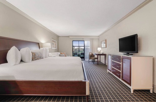 Howey-in-the-Hills Hotel | Mission Resort and Club