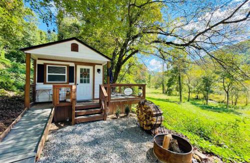 Robbinsville House | Misty Hollow Tiny Home Cottage
