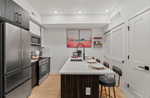 Mantua Apartment | Modern 1 BR Apartment Near Center City & University City