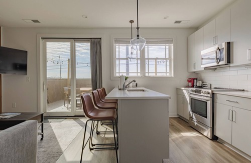 Hadley - Washington Condo | Modern 1BR w/Massive Deck & City Views