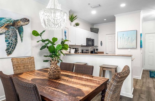 Frangista Beach Condo | Modern 2br/2ba, Pet friendly, steps to private beach access and restaurants!